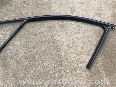 ФОТО Направляющая стекла двери для Porsche Cayenne II 958 E2/92A (10-14) Київ