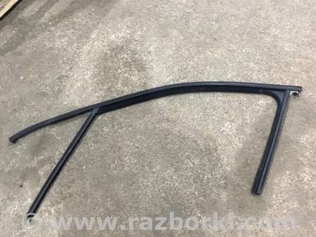 ФОТО Направляющая стекла двери для Porsche Cayenne II 958 E2/92A (10-14) Київ