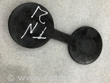 ФОТО Вкладыш подстаканника для Porsche Cayenne II 958 E2/92A (10-14) Київ