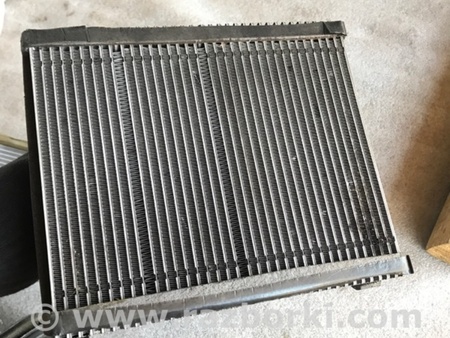 ФОТО Радиатор печки для Porsche Cayenne II 958 E2/92A (10-14) Київ