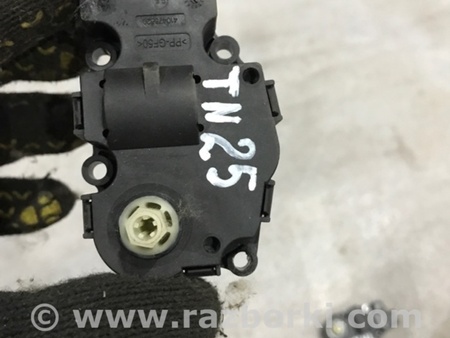ФОТО Сервопривод заслонок печки для Porsche Cayenne II 958 E2/92A (10-14) Київ