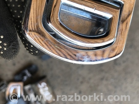 ФОТО Кронштейн крепления груза для Porsche Cayenne II 958 E2/92A (10-14) Київ