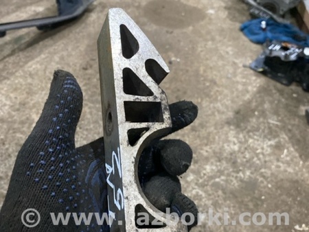 ФОТО Кронштейн для Porsche Cayenne II 958 E2/92A (10-14) Київ