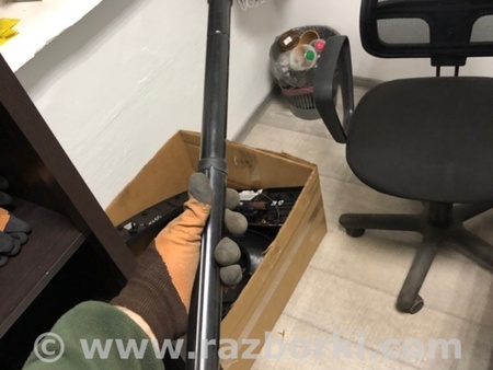 ФОТО Амортизатор крышки багажника для Porsche Cayenne II 958 E2/92A (10-14) Київ