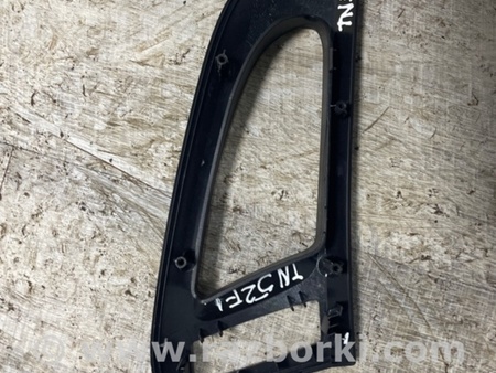 ФОТО пластик двери для Porsche Cayenne II 958 E2/92A (10-14) Київ