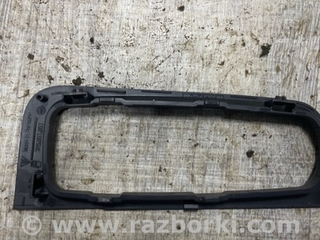 ФОТО пластик двери для Porsche Cayenne II 958 E2/92A (10-14) Київ