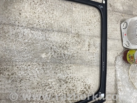 ФОТО Уплотнительная резинка боковой двери для Porsche Cayenne II 958 E2/92A (10-14) Київ