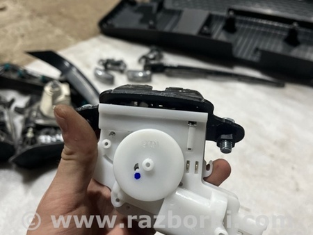 ФОТО Замок багажника для Subaru Crosstrek 3 GU (2022-) Київ