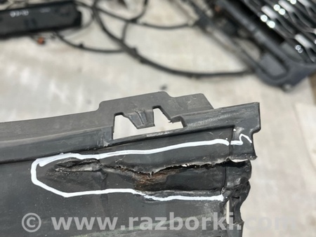 ФОТО Решетка в бампер нижняя для Ford Explorer V U502 (10-19) Київ