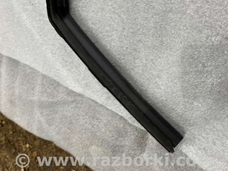 ФОТО Уплотнитель стекла двери для Ford Explorer V U502 (10-19) Київ
