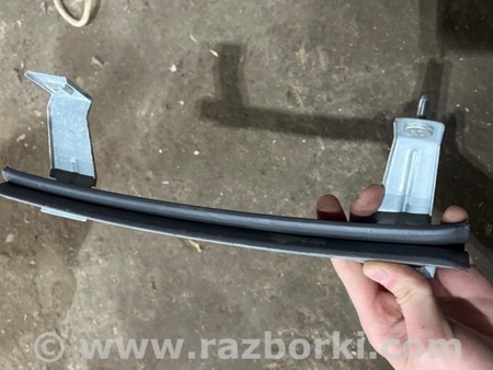 ФОТО Направляющая стекла двери для Ford Explorer V U502 (10-19) Київ