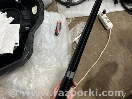 ФОТО Уплотнитель стекла двери для Ford Explorer V U502 (10-19) Київ