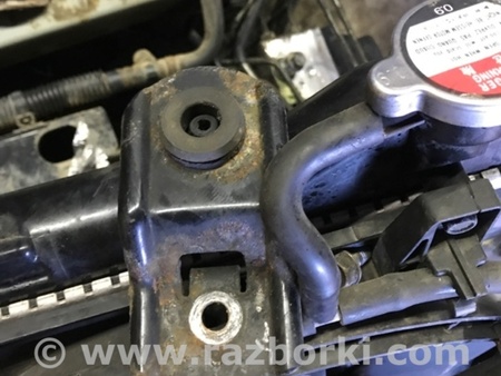 ФОТО Крепление радиатора правое для Subaru Forester SG S11 (02-08) Київ