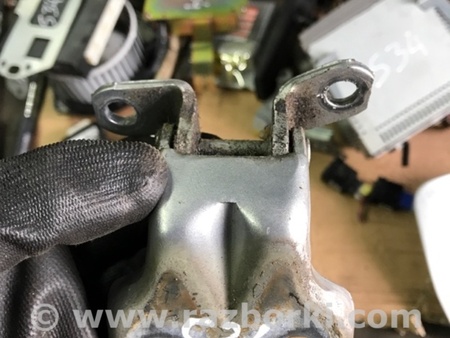 ФОТО Петля двери задняя левая для Subaru Forester SG S11 (02-08) Київ