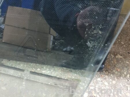 ФОТО Стекло переднее левое для Hyundai ix35 I LM/EL Tucson (10-17) Київ