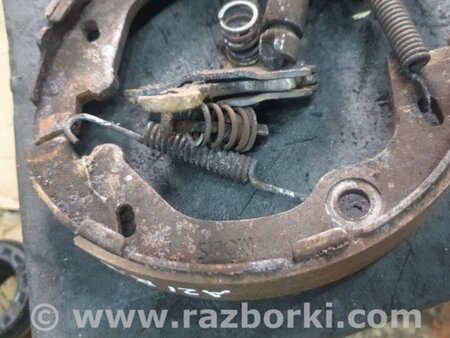 ФОТО Колодки ручника задние правые для Hyundai ix35 I LM/EL Tucson (10-17) Київ