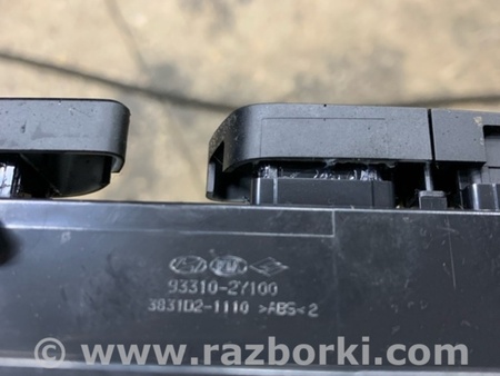 ФОТО Блок кнопок для Hyundai ix35 I LM/EL Tucson (10-17) Київ
