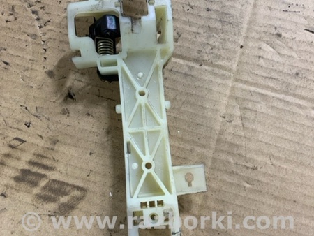 ФОТО Кронштейн ручки дверной передний правый для Hyundai ix35 I LM/EL Tucson (10-17) Київ