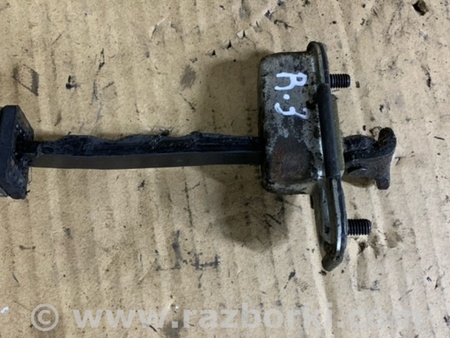 ФОТО Ограничитель двери задний правый для Hyundai ix35 I LM/EL Tucson (10-17) Київ