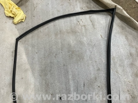 ФОТО Направляющая стекла двери для Subaru Legacy VI BN (14-19) Київ