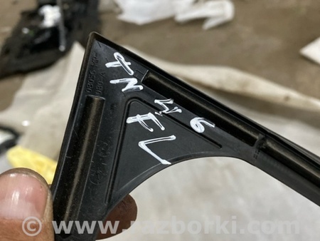 ФОТО Направляющая стекла двери для Subaru Legacy VI BN (14-19) Київ