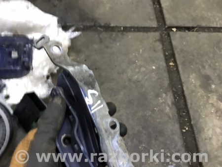 ФОТО Петли капота для Subaru Legacy IV BL/BP (03-09) Київ