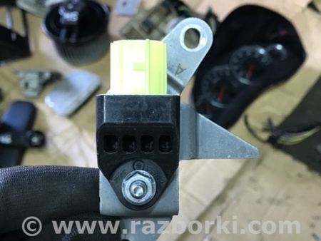 ФОТО Датчик удара правый для Subaru Legacy IV BL/BP (03-09) Київ