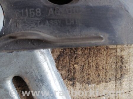 ФОТО Кронштейн левый для Subaru Legacy IV BL/BP (03-09) Київ