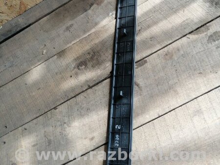 ФОТО Накладка на порог в салоне передняя правая для Subaru Legacy IV BL/BP (03-09) Київ