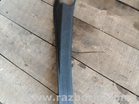 ФОТО Накладка на порог в салоне задняя правая для Subaru Legacy IV BL/BP (03-09) Київ