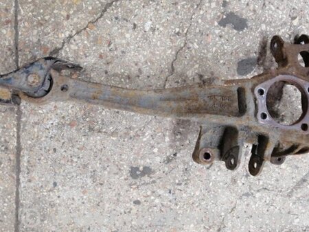 ФОТО Цапфа задняя для Subaru Legacy IV BL/BP (03-09) Київ