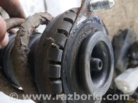 ФОТО Опора стойки задняя правая для Subaru Legacy IV BL/BP (03-09) Київ