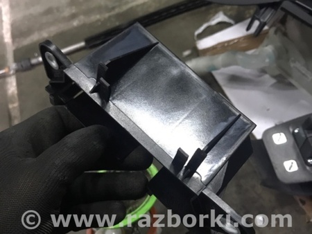 ФОТО Кронштейн кузова для Porsche Macan I 95B +FL (13-18) Київ