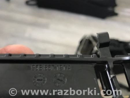 ФОТО Кронштейн кабины для Porsche Macan I 95B +FL (13-18) Київ