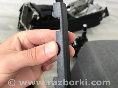 ФОТО Колпачок болта сиденья для Porsche Macan I 95B +FL (13-18) Київ