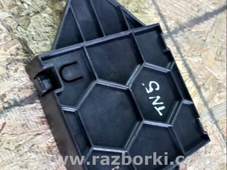 ФОТО Кронштейн для Porsche Macan I 95B +FL (13-18) Київ