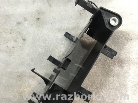 ФОТО Кронштейн для Porsche Macan I 95B +FL (13-18) Київ