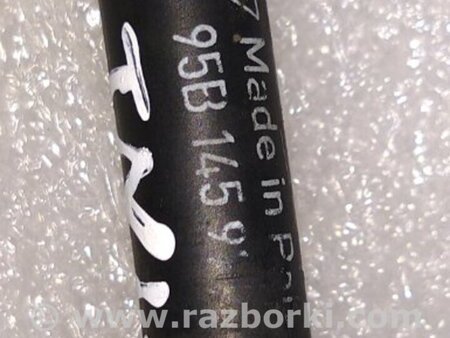 ФОТО Трубка вакуумная для Porsche Macan I 95B +FL (13-18) Київ