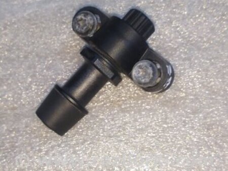 ФОТО Отбойник капота для Porsche Macan I 95B +FL (13-18) Київ