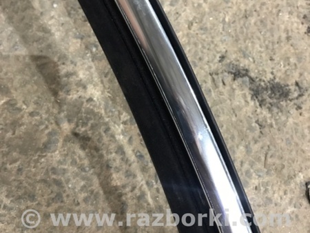 ФОТО Направляющая стекла двери для Porsche Macan I 95B +FL (13-18) Київ