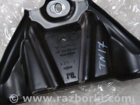 ФОТО Кронштейн для Porsche Macan I 95B +FL (13-18) Київ