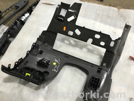 ФОТО Пластик для Porsche Macan I 95B +FL (13-18) Київ