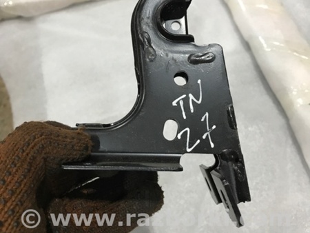 ФОТО Кронштейн для Porsche Macan I 95B +FL (13-18) Київ