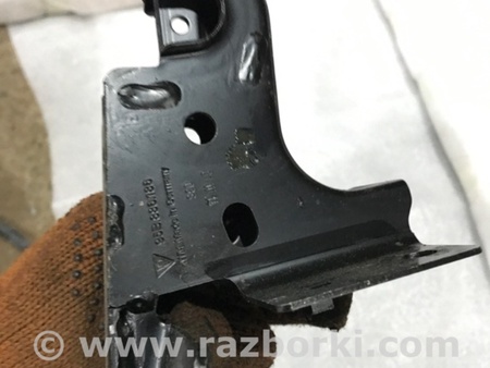 ФОТО Кронштейн для Porsche Macan I 95B +FL (13-18) Київ