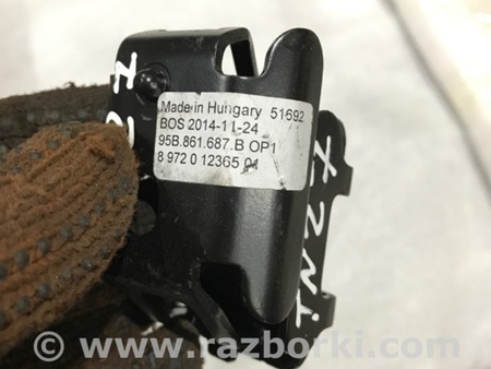 ФОТО Кронштейн для Porsche Macan I 95B +FL (13-18) Київ