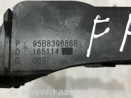 ФОТО Кронштейн ручки двери для Porsche Macan I 95B +FL (13-18) Київ