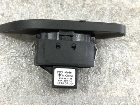 ФОТО Кнопка для Porsche Macan I 95B +FL (13-18) Київ