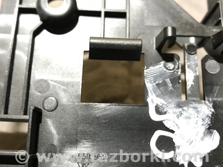 ФОТО Кронштейн для Porsche Macan I 95B +FL (13-18) Київ