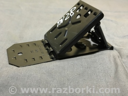 ФОТО Противооткатный упор для Porsche Macan I 95B +FL (13-18) Київ