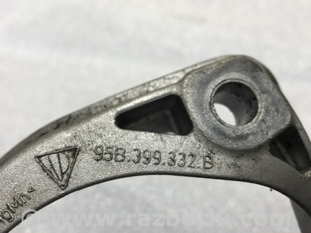 ФОТО Кронштейн для Porsche Macan I 95B +FL (13-18) Київ